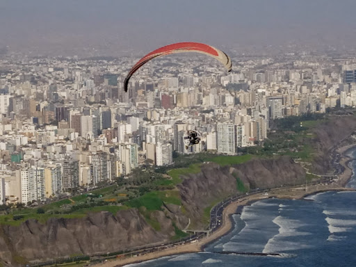 BORN2FLY PERU Parapente costa Verde Lima